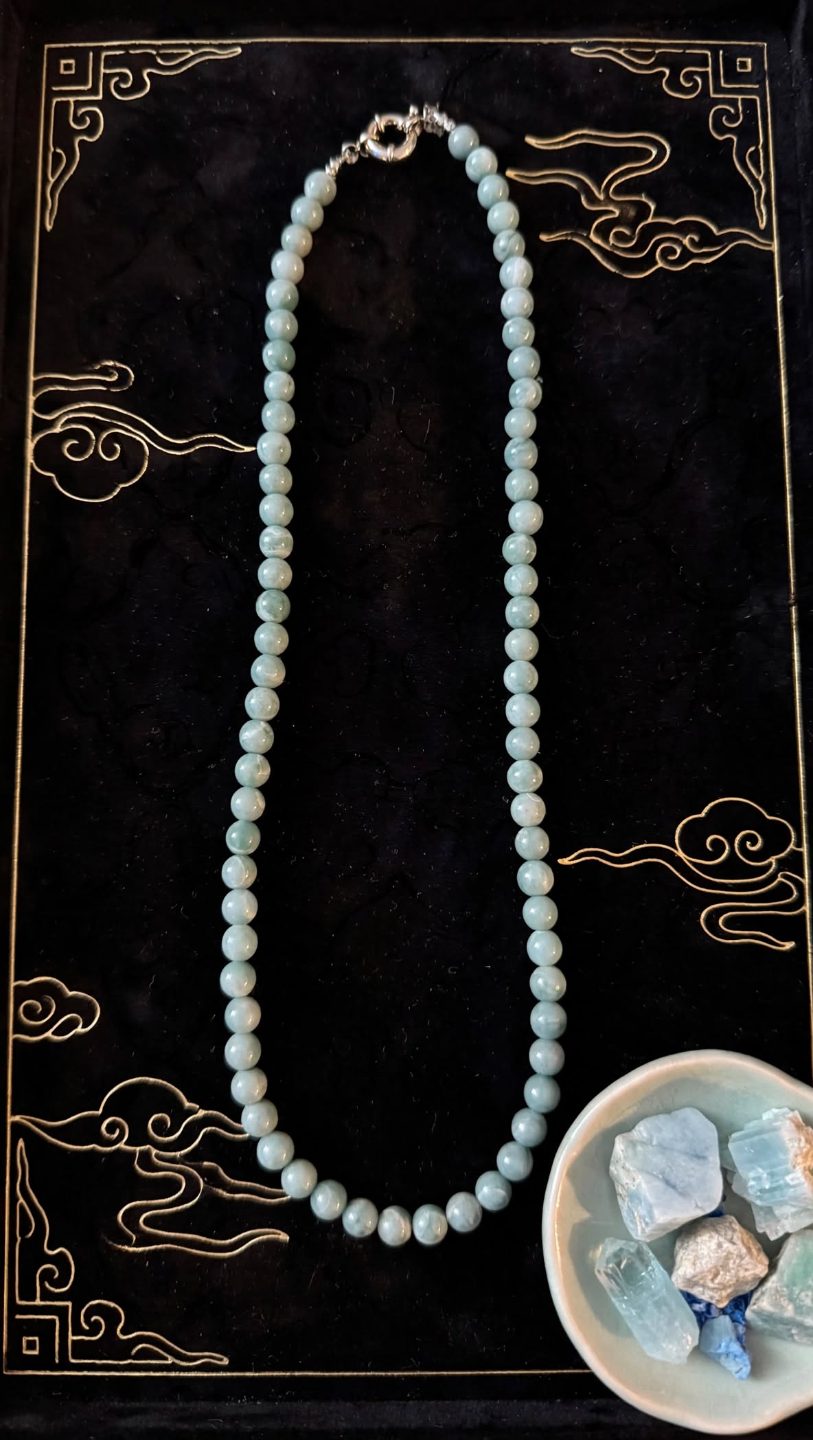 Ice Cloud Blue Water Jade Beaded Necklace