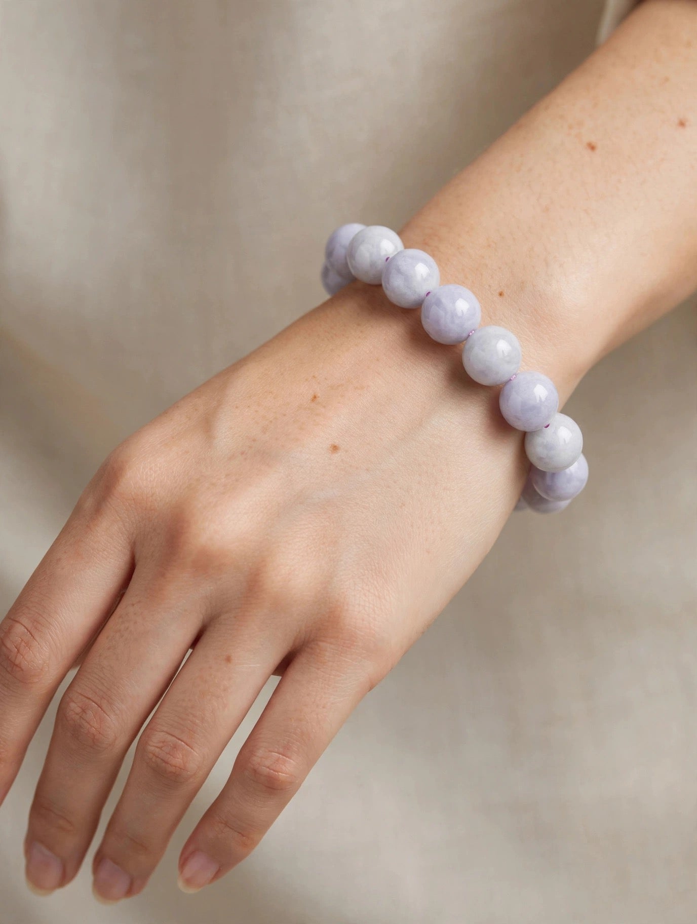 Elegance in Serenity: Natural Lavender Jade Bead Bracelet