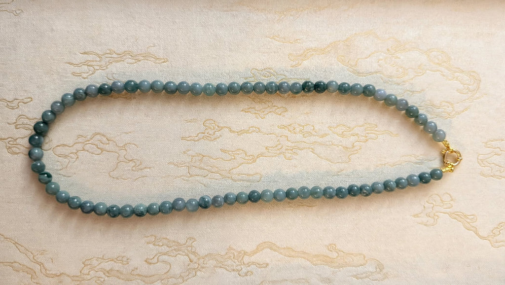 Ice Cloud Blue Water Jade Beaded Necklace
