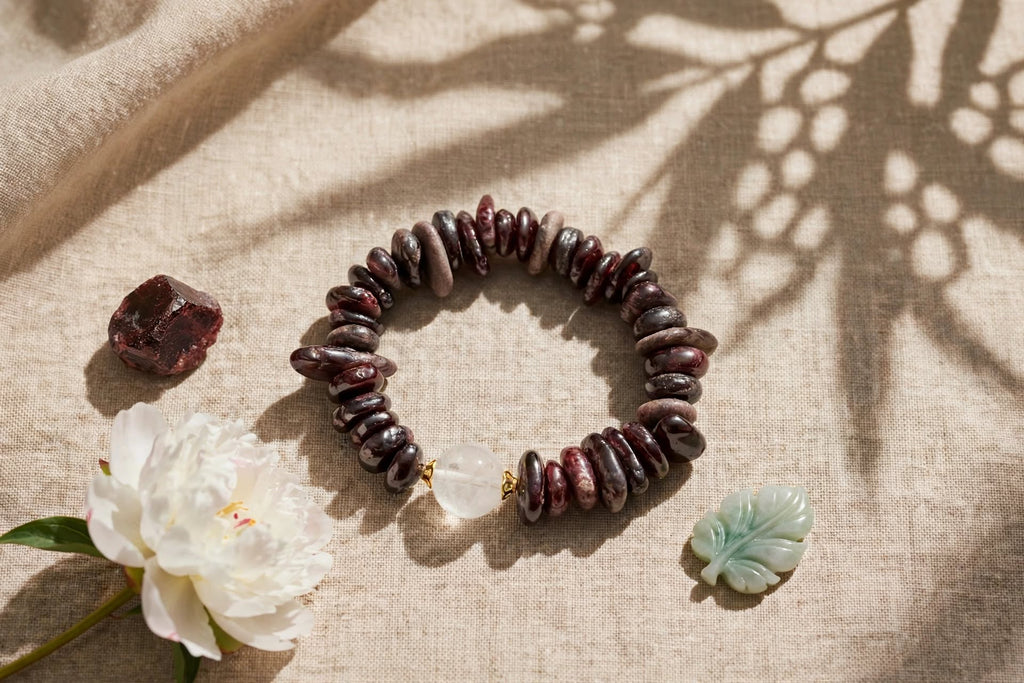 Natural Garnet Chunky Chip Bracelet with Clear Quartz Focal Bead