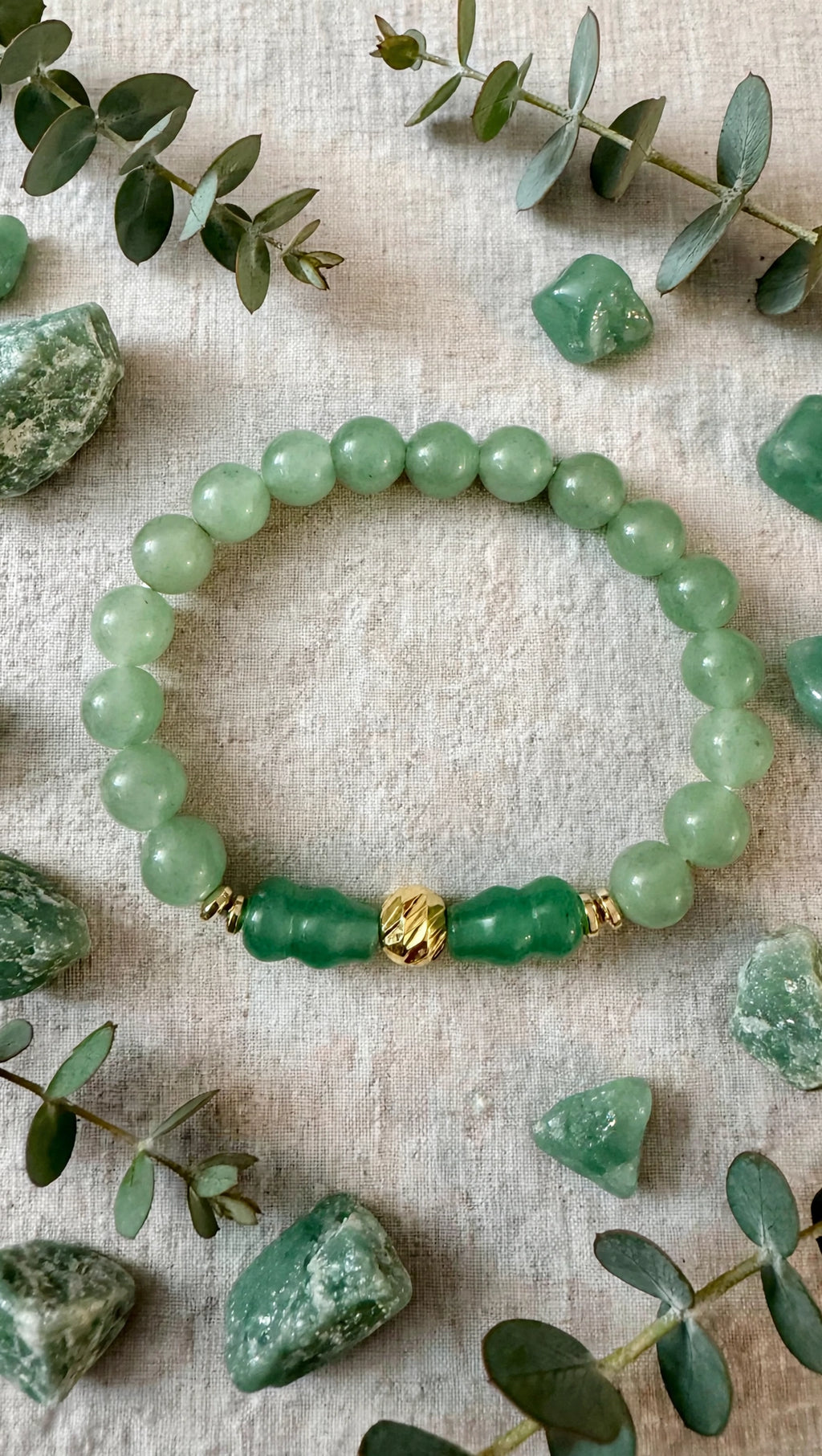Green Aventurine Hulu & Gold Accent Bracelet