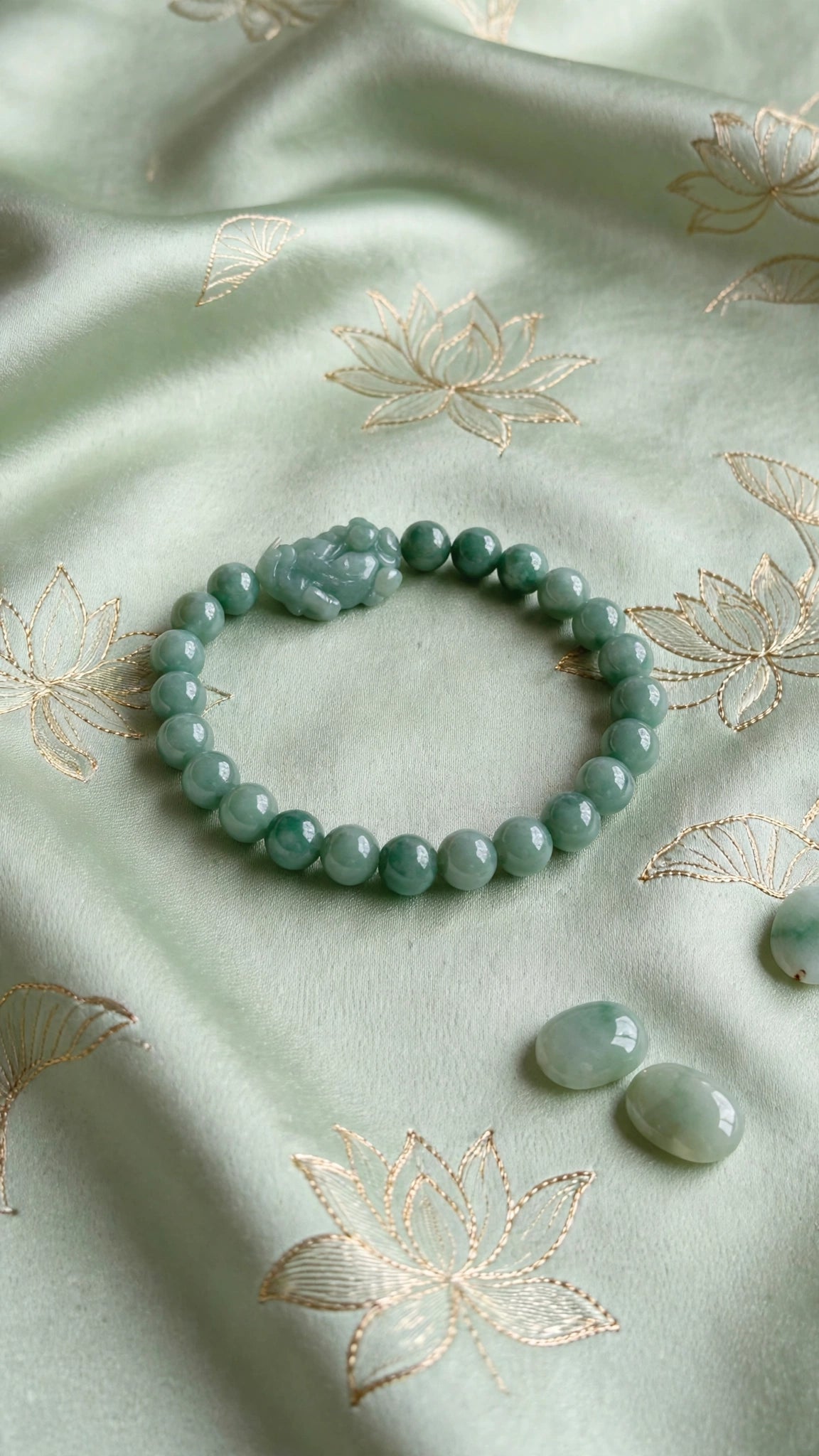 Aquatic Wealth: Natural Blue Water Jade 8 mm Bracelet with Flat Carved Pixiu