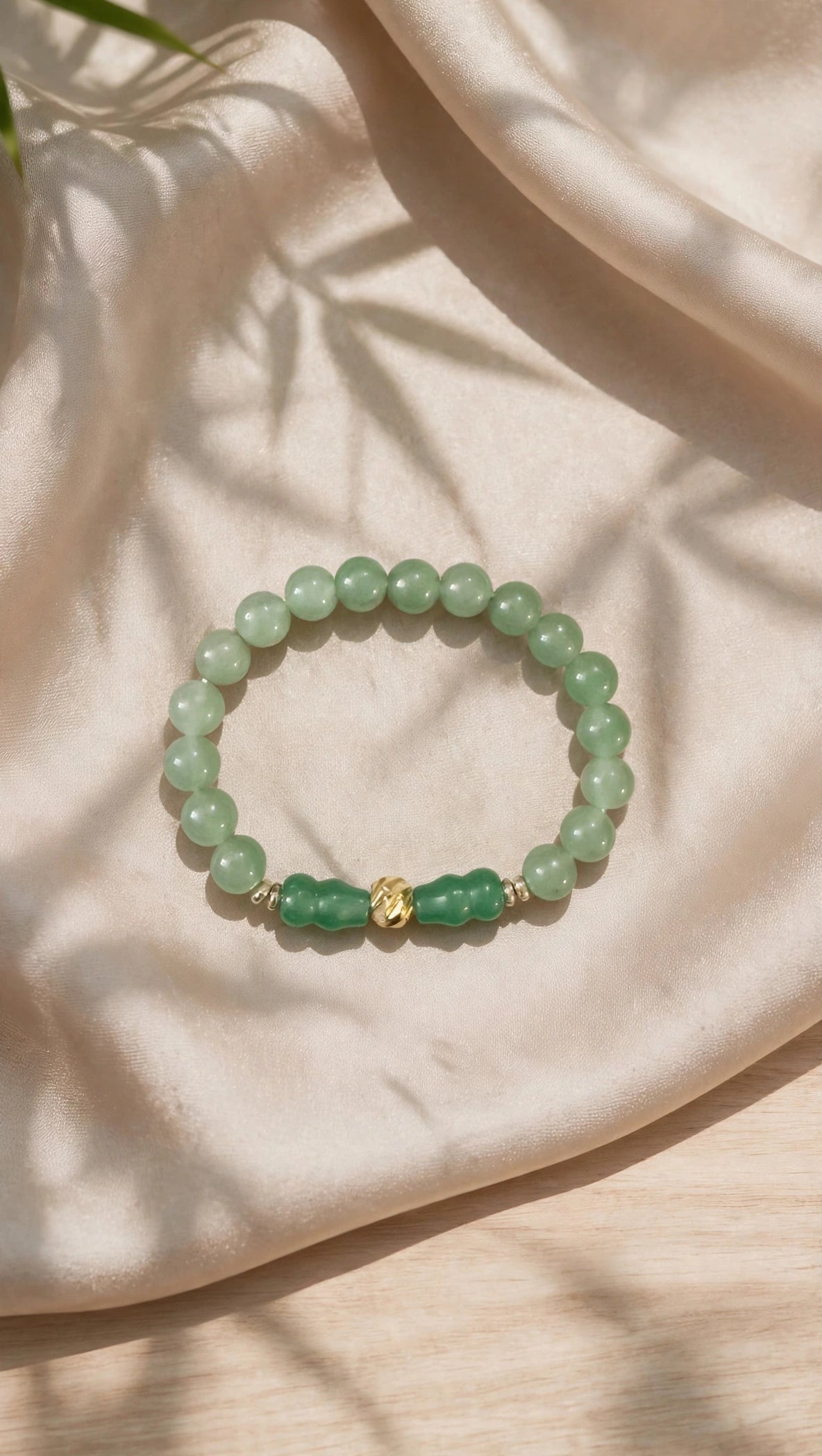 Green Aventurine Hulu & Gold Accent Bracelet