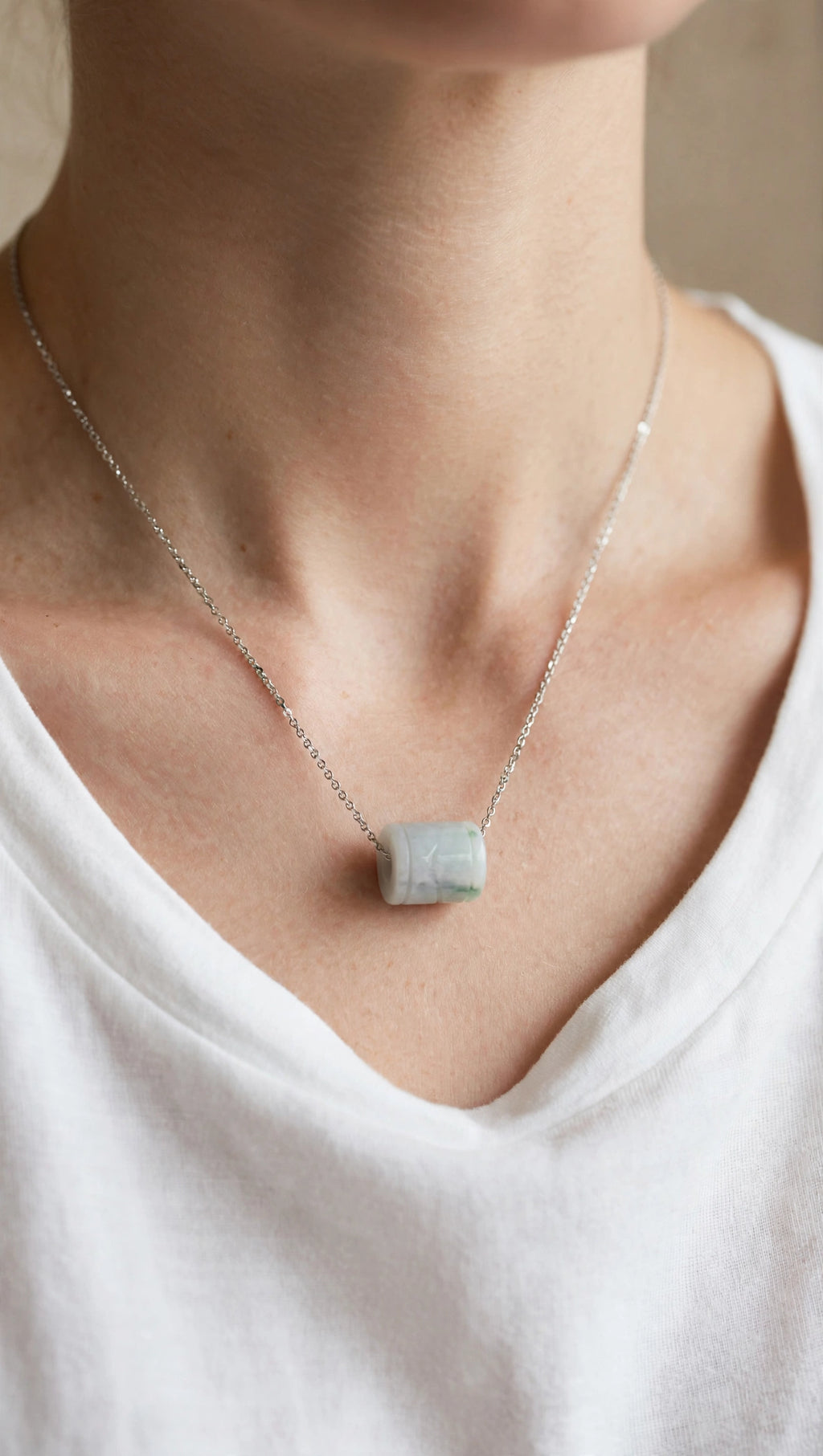 Seamless Prosperity: Natural Burmese Jadeite "Lu Lu Tong" Pendant Necklace