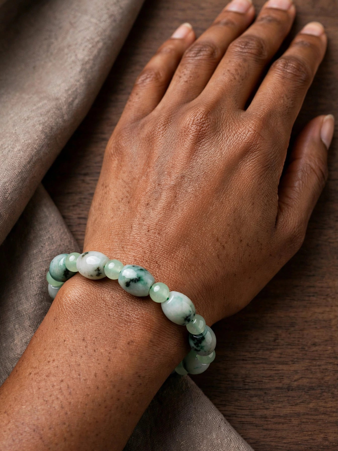 Burmese Jadeite Barrel & Bead Bracelet