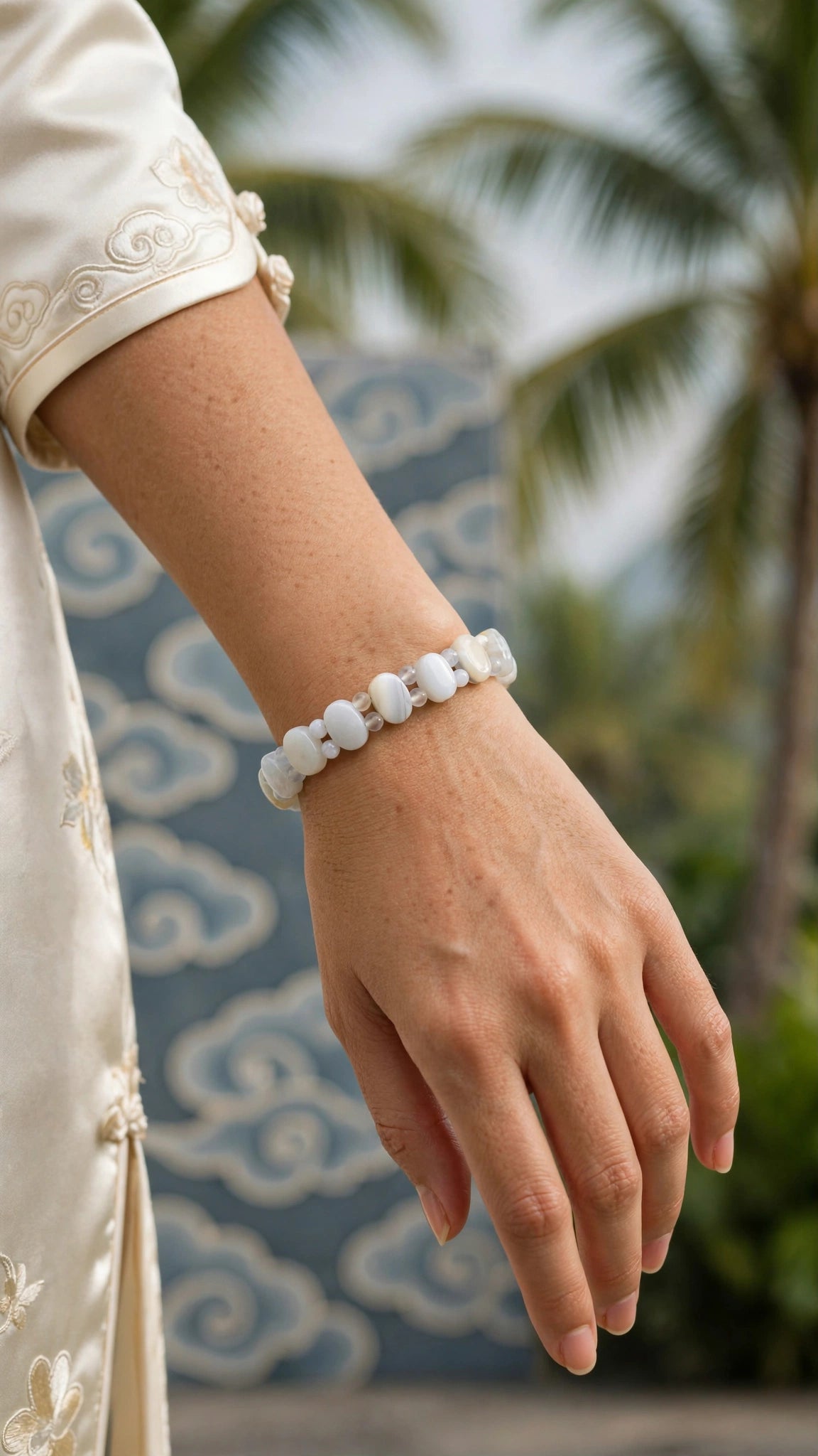 Gentle Waves: Natural Blue Lace Agate Oval Soft Bangle