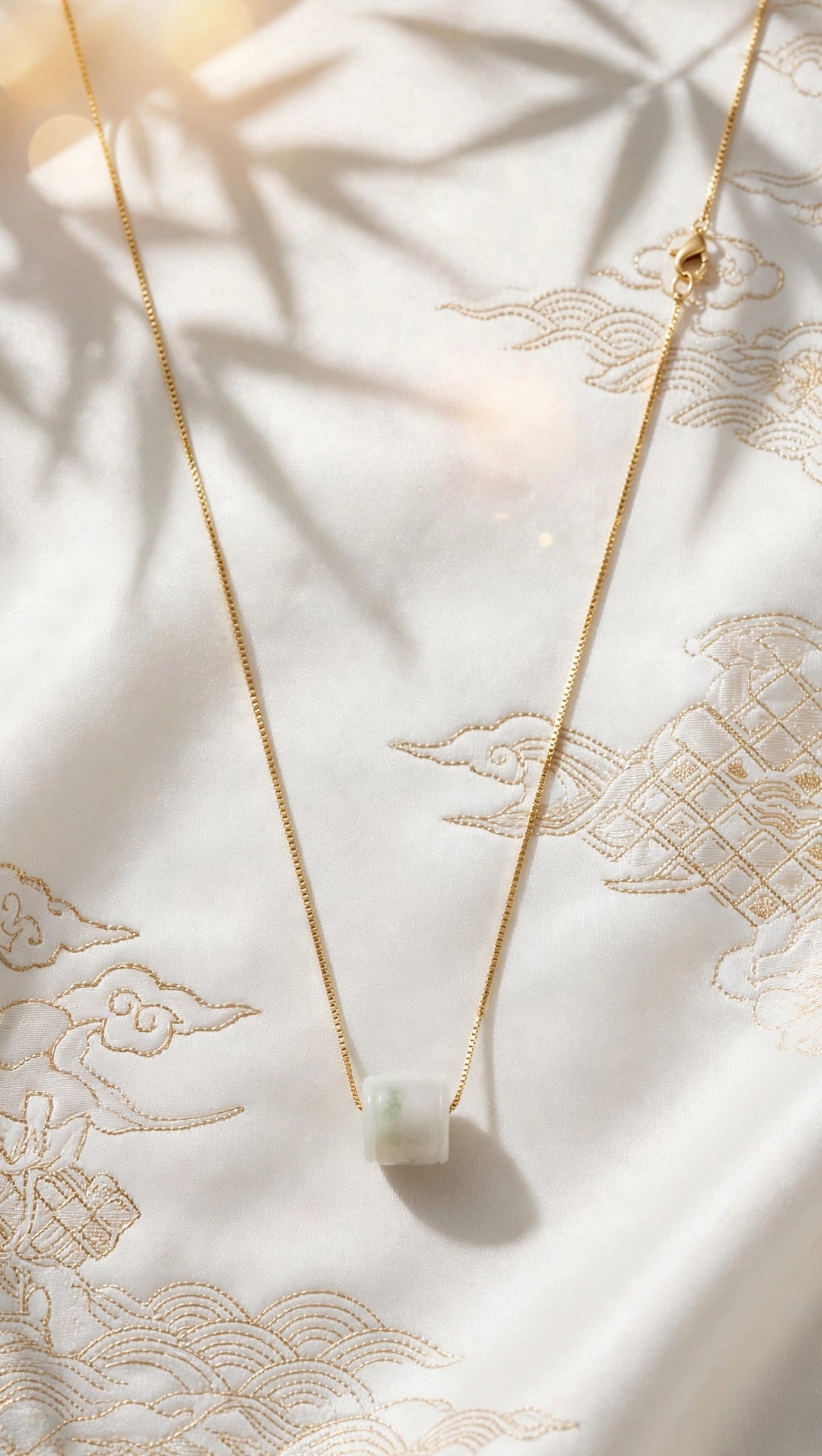 Seamless Prosperity: Natural Burmese Jadeite "Lu Lu Tong" Pendant Necklace