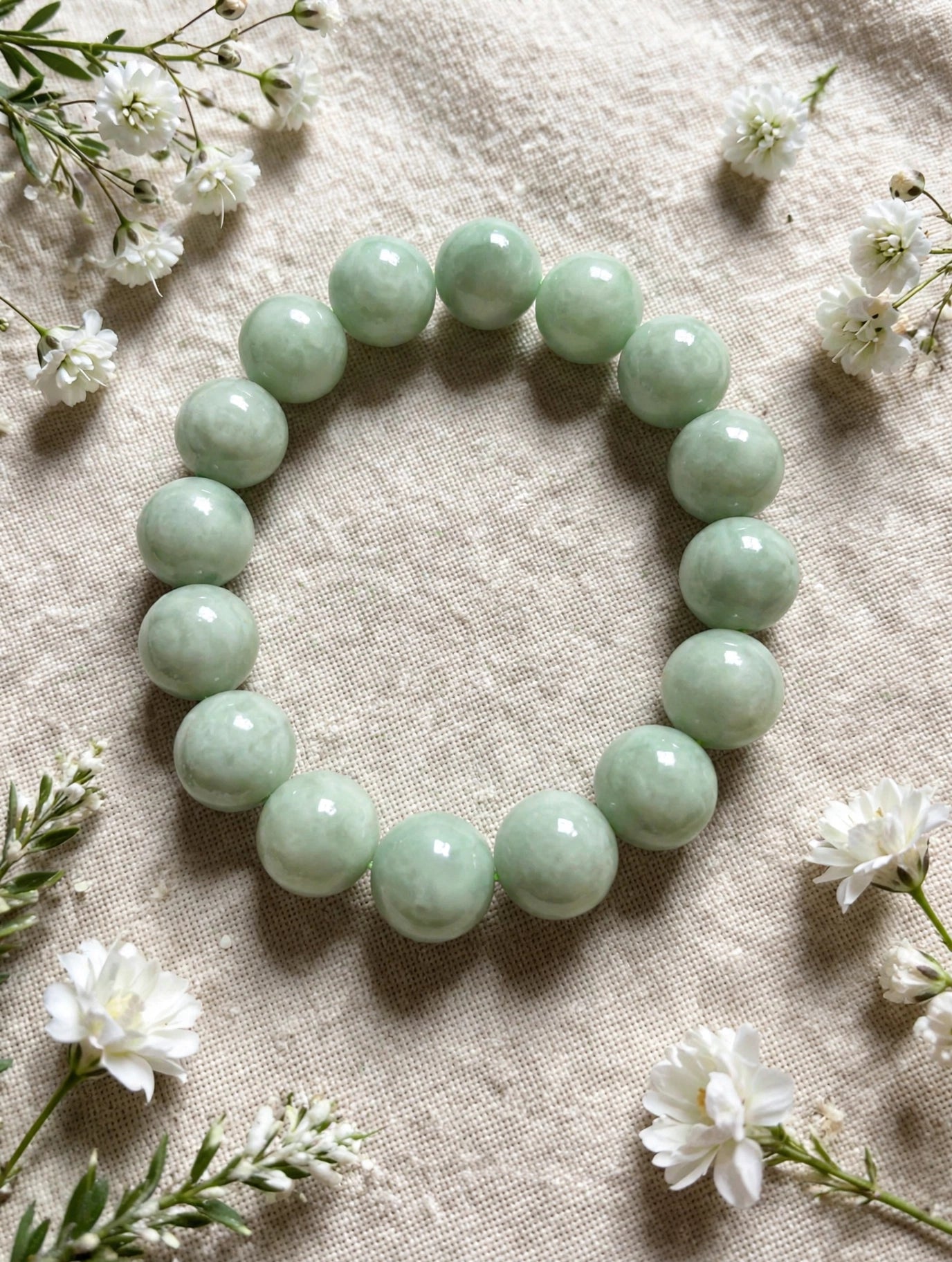 Vibrant Vitality: Natural Apple Green Jade Bead Bracelet