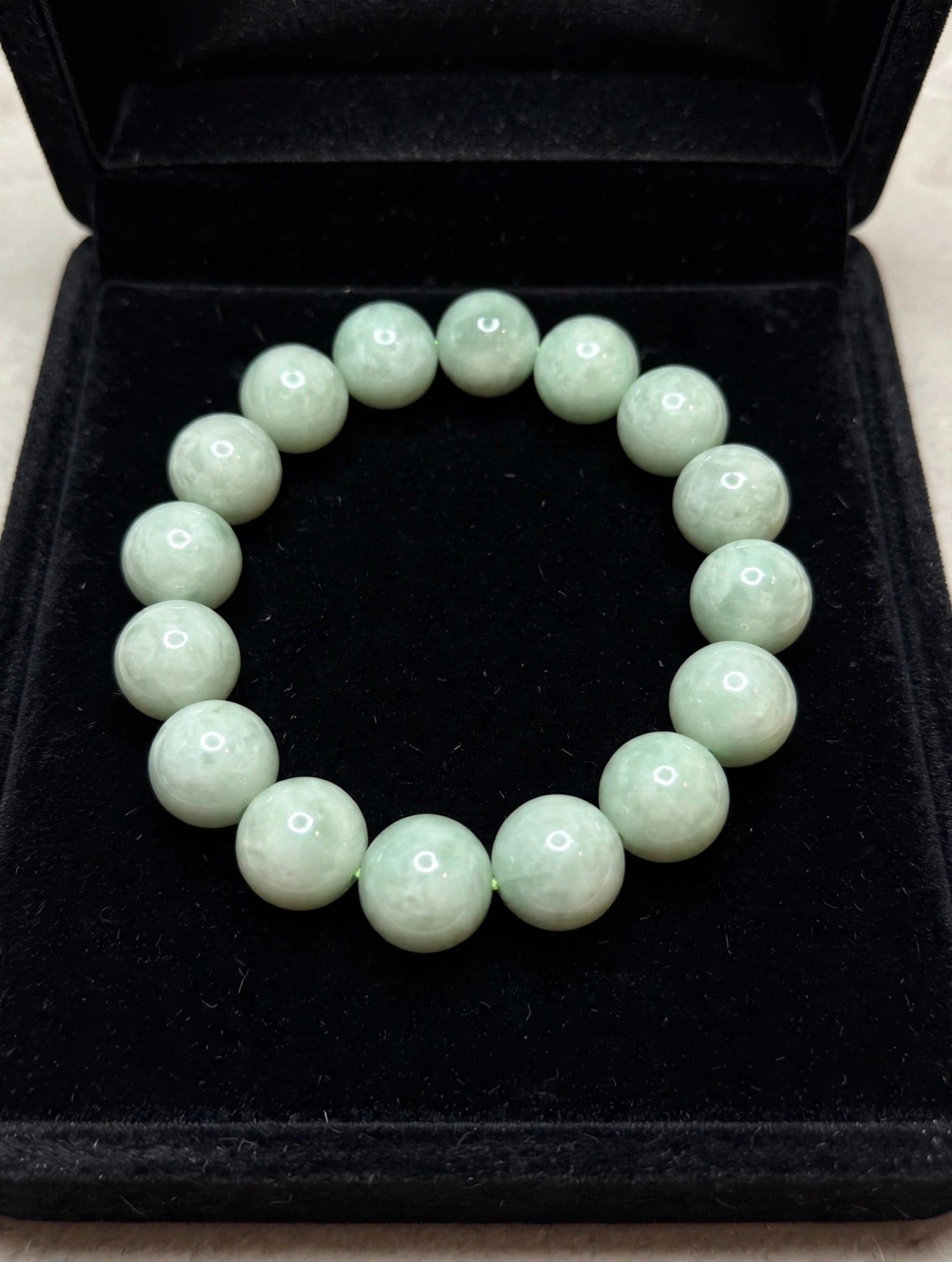 Vibrant Vitality: Natural Apple Green Jade Bead Bracelet