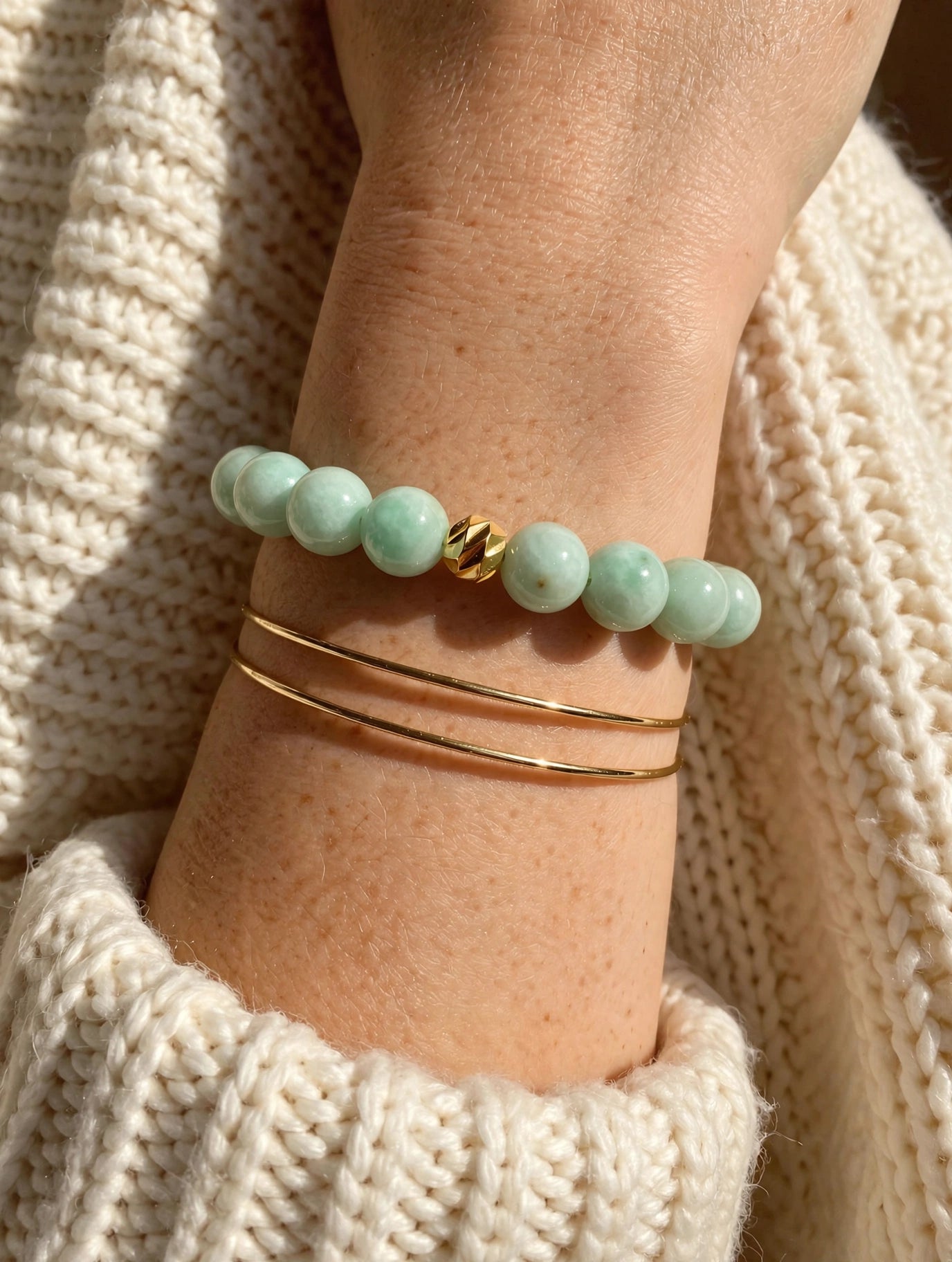 Refined Abundance: Apple Green Jade & Gold Accent Bracelet