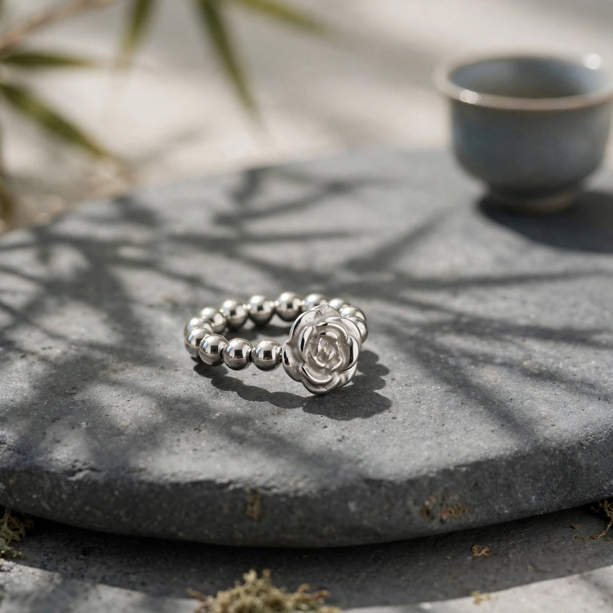 Natural Terahertz Stone Carved Rose Beaded Ring