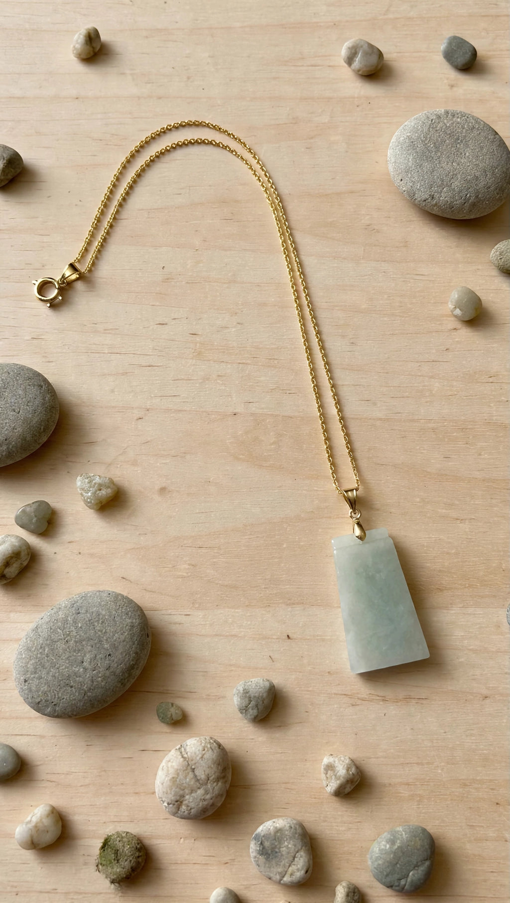 Pure Serenity: Natural Burmese Jadeite "Wu Shi Pai" Necklace