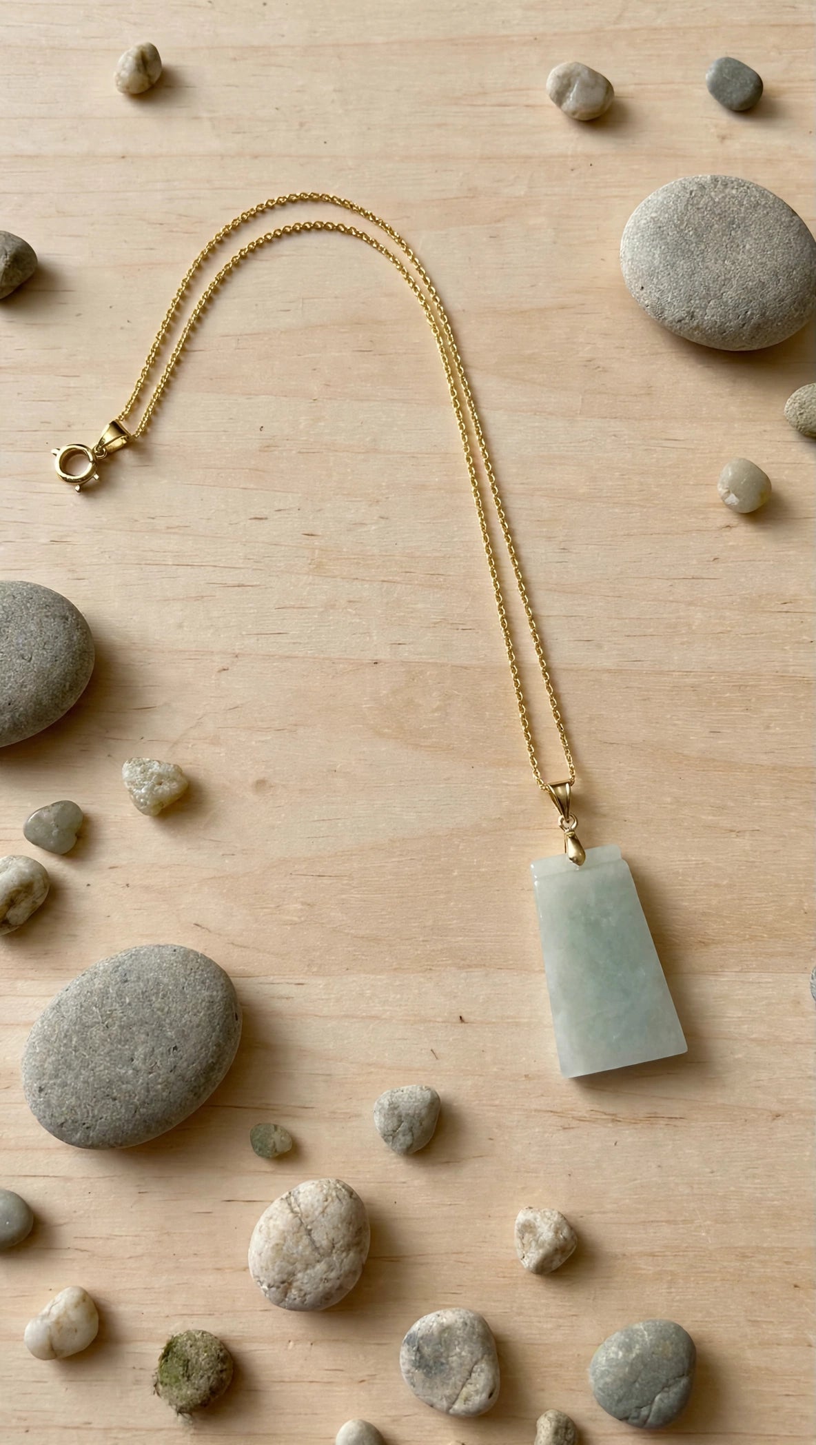 Pure Serenity: Natural Burmese Jadeite "Wu Shi Pai" Necklace